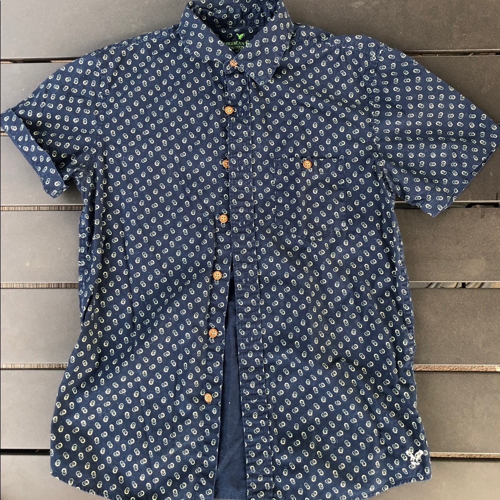 American eagle button up